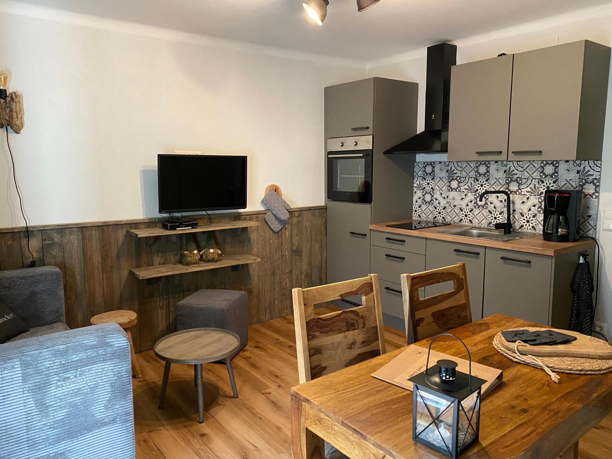 Appartement Brettljause Ferienhaus Fuenf Sinne Döbriach Dış mekan fotoğraf